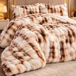 Pilotă Pufoasă din Blăniță Artificială de Iepure 200x230 cm + 2 Fețe de Pernă – Model Crem Cappuccino Degrade, LCE-054