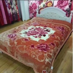 Patura Cocolino dubla si pufoasa perfecta pentru sezonul rece 200 x 230 cm, Bej, flori, PCM-010