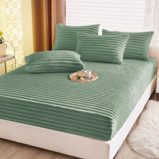 Cearșaf cu Elastic 180x200 din Blăniță de Iepure + 2 Fețe de Pernă – Verde, Model în Dungi, HP-002 Huse Plus Iepure