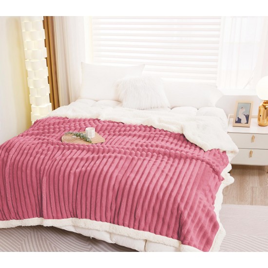 Patura CoCoLiNo Pufoasa din Blanita artificiala de iepure, 200x230cm, Roz, PCI-004 Paturi Blanita Iepure