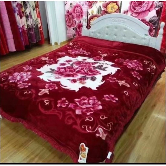 Patura Cocolino dubla si pufoasa perfecta pentru sezonul rece 200 x 230 cm, Bordo, flori, PCM-013 Paturi Cocolino 3,5 kg cu Model