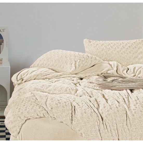Lenjerie pat dublu, Super Pufoasa, din Blanita artificiala de Iepure, 4 piese, Crem, LCE-007 Lenjerii Blanita Iepure