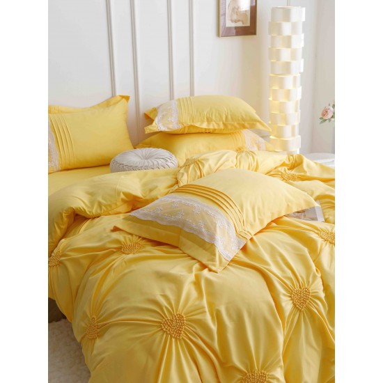 Lenjerie pat dublu finet 6 piese cu pliuri, inimioare și broderie-galben, LIB-017 Lenjerii cu Pliuri