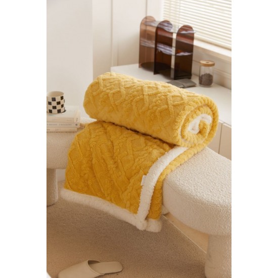 Patura Cocolino cu Blanita, Model Tricotat, Pat 2 Persoane, 200x230 cm, Galben, PCT-006 Patura cu Blanita tip Tricotaj