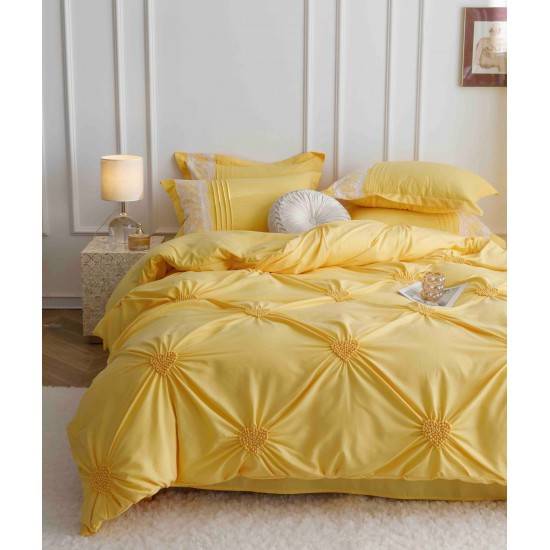 Lenjerie pat dublu finet 6 piese cu pliuri, inimioare și broderie-galben, LIB-017 Lenjerii cu Pliuri